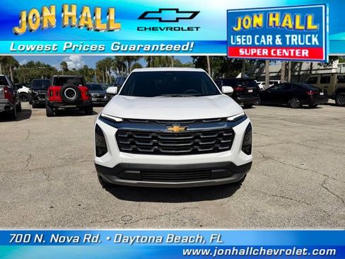 Used 2026 Chevrolet Equinox LT w/ Safety and Technology Package FWD image 17