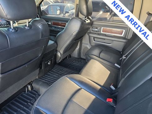 Used 2018 RAM 3500 Laramie w/ Convenience Group image 32