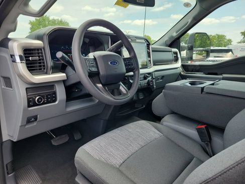 New 2026 Ford F250 XLT w/ XLT Premium Package AWD/4WD image 21