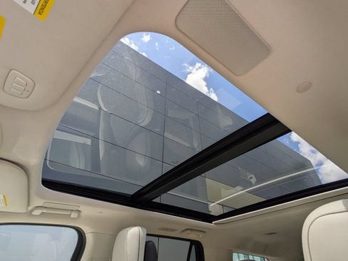 Used 2024 Lincoln Navigator Black Label AWD/4WD image 21
