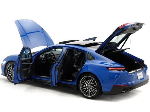Certified 2025 Porsche Panamera 4 AWD/4WD image 34
