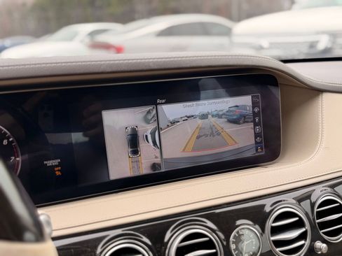 Used 2020 Mercedes-Benz S 560 4MATIC Sedan image 59