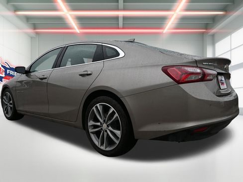 Used 2024 Chevrolet Malibu LT FWD image 2