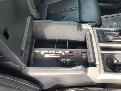 Used 2020 Ford F150 Lariat w/ Equipment Group 502A Luxury image 28