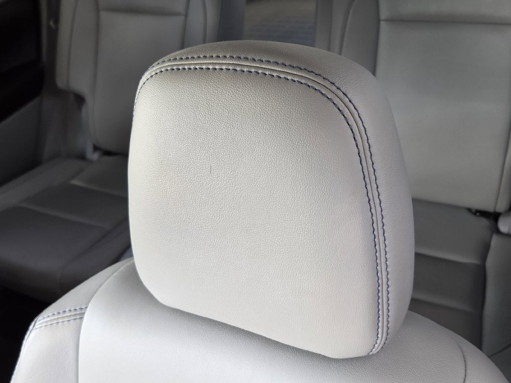 Used 2018 Toyota Highlander XLE FWD image 26