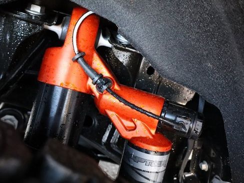 New 2026 Ford Bronco Raptor w/ Interior Carbon Fiber Pack image 21