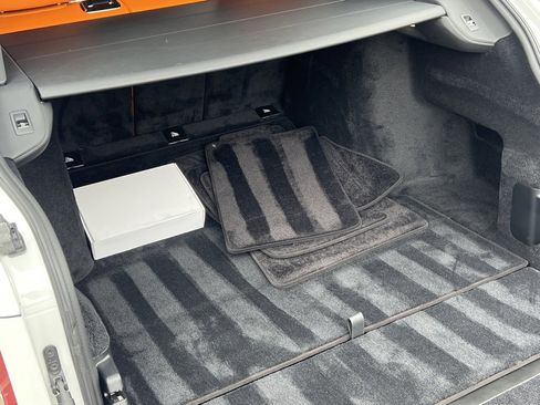 Used 2022 Rolls-Royce Cullinan image 24