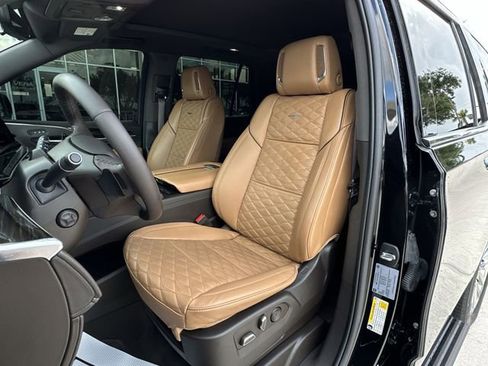 Certified 2023 Cadillac Escalade Premium Luxury w/ Performance Package RWD image 19