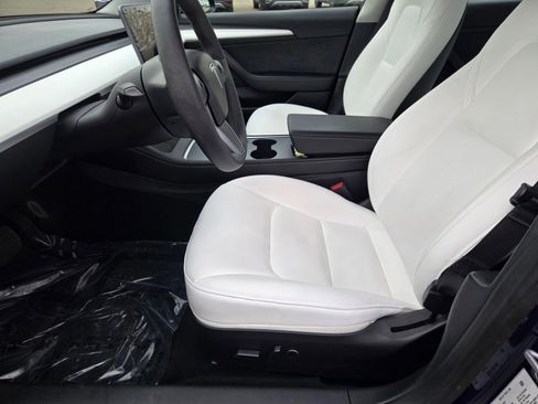 Used 2023 Tesla Model 3 Standard Range image 20
