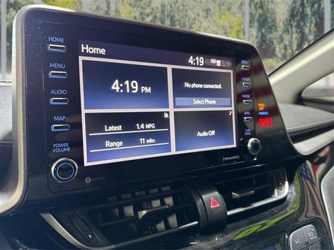 Used 2020 Toyota C-HR LE FWD image 14
