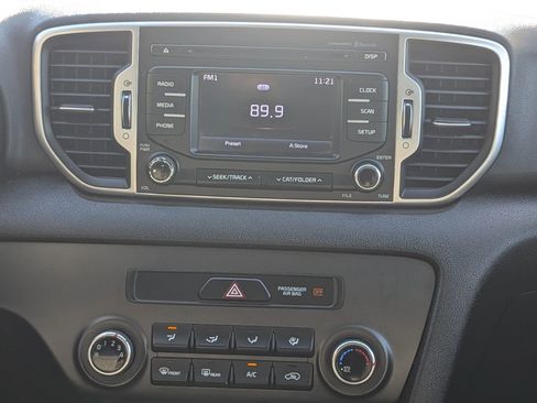 Used 2017 Kia Sportage LX AWD/4WD image 13