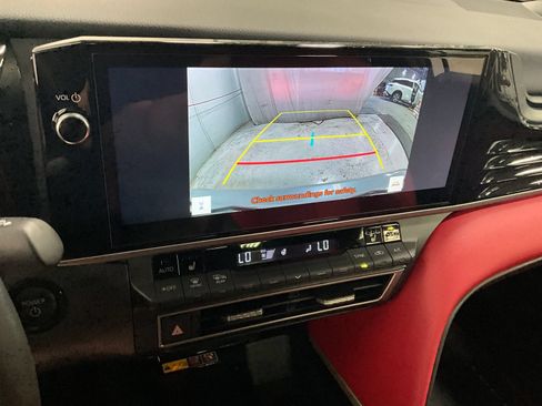 Used 2025 Toyota Camry XSE FWD image 21