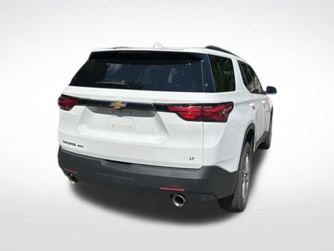 Used 2023 Chevrolet Traverse LT w/ LPO, Floor Liner Package AWD/4WD image 6