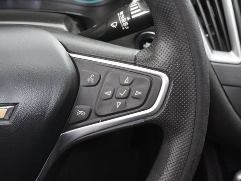 Used 2022 Chevrolet Malibu LT FWD image 19