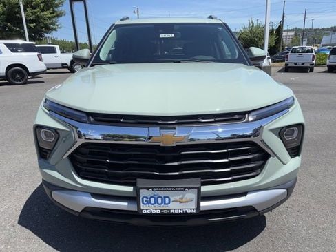 Used 2025 Chevrolet TrailBlazer LT w/ Convenience Package FWD image 8