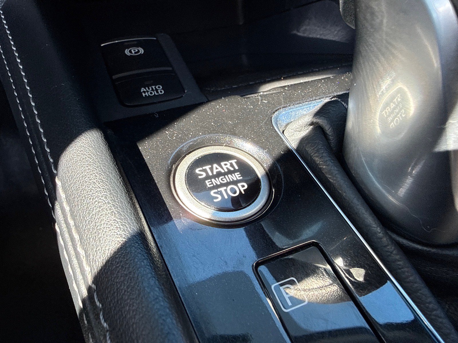 Used 2024 Nissan Kicks SR FWD image 20