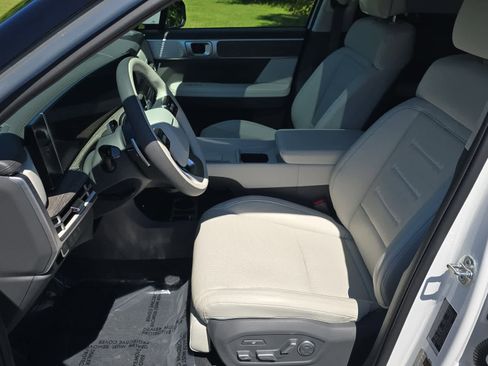 Used 2024 Hyundai Santa Fe Calligraphy image 14