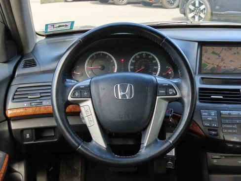 Used 2011 Honda Accord EX-L image 16