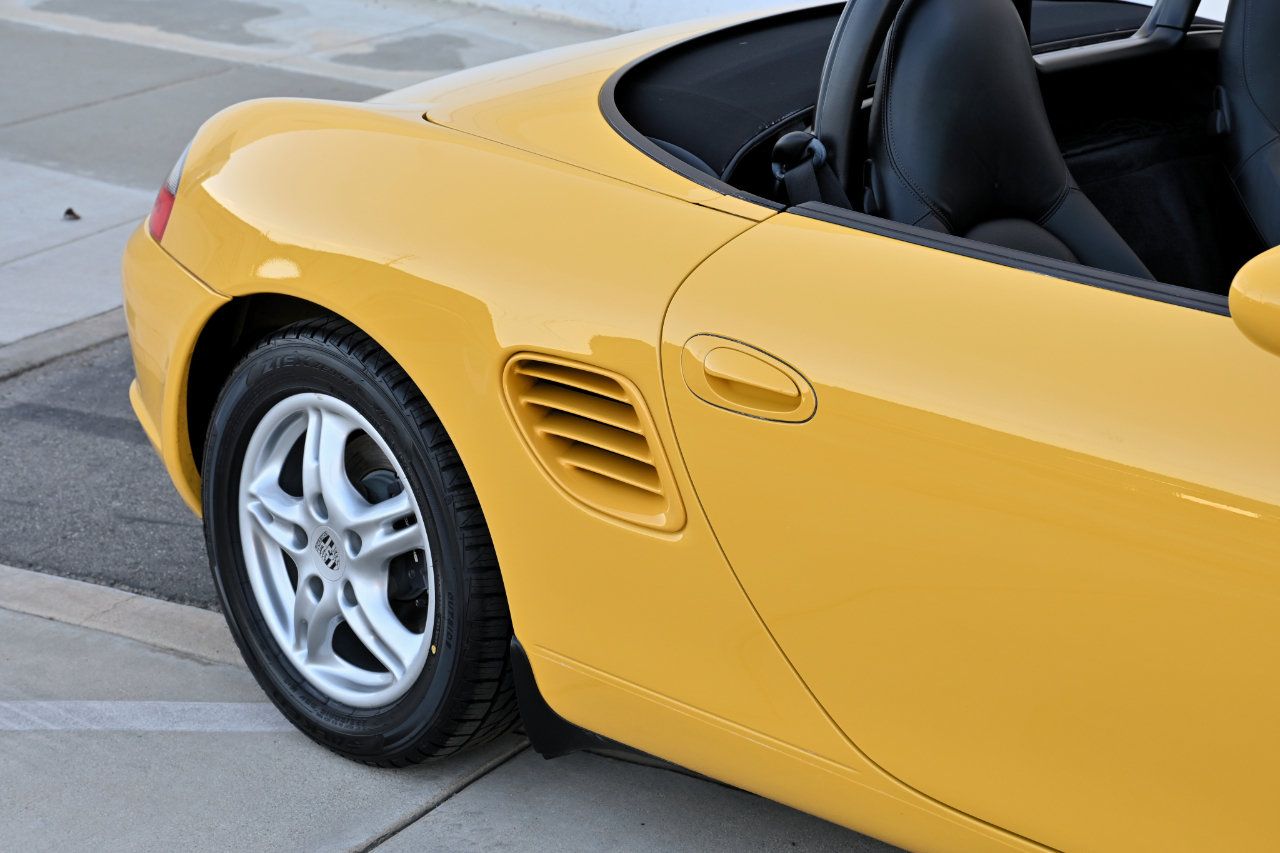 Used 2003 Porsche Boxster RWD image 33