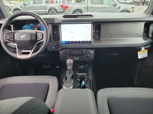 New 2025 Ford Bronco Big Bend image 11