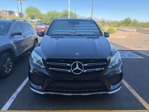 Used 2018 Mercedes-Benz GLE 43 AMG 4MATIC image 2