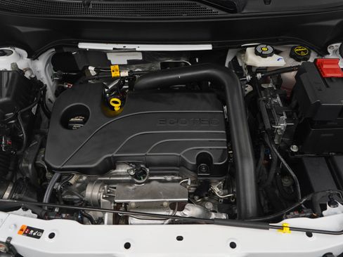 Used 2025 Chevrolet Equinox LT w/ Convenience Package II image 28