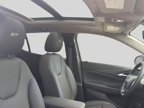 New 2026 Buick Encore GX Sport Touring w/ Advanced Technology Package AWD/4WD image 24