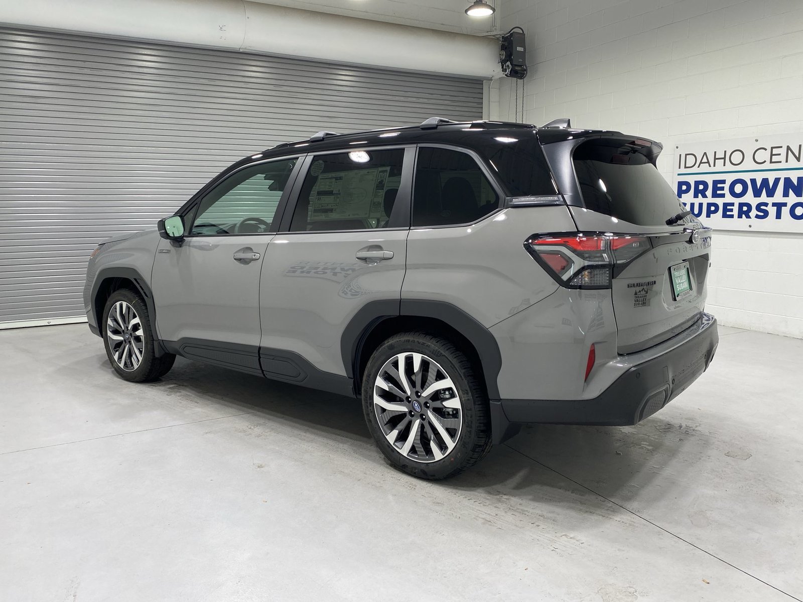 New 2026 Subaru Forester Touring AWD/4WD image 6
