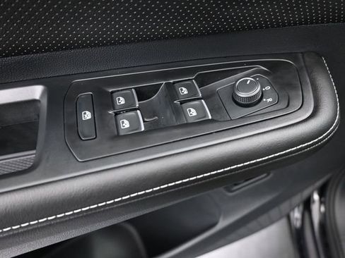 New 2026 Volkswagen Atlas SE image 13