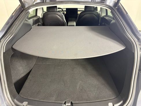 Used 2023 Tesla Model Y Long Range image 18