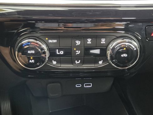 New 2026 Chevrolet Trax RS w/ Driver Confidence Package FWD image 20