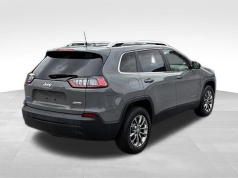 Used 2020 Jeep Cherokee Latitude Plus w/ Travel & Safety Group AWD/4WD image 25