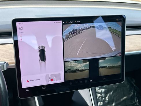 Used 2018 Tesla Model 3 Long Range RWD image 17
