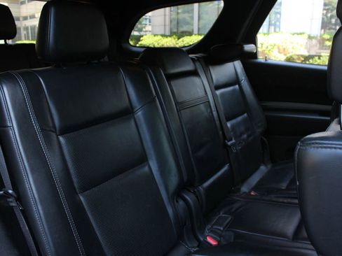 Used 2020 Dodge Durango R/T w/ Blacktop Package AWD/4WD image 23