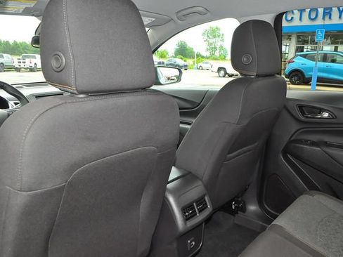 Used 2024 Chevrolet Equinox LT w/ LPO, Floor Liner Package FWD image 14