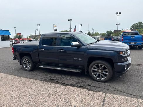 Used 2018 Chevrolet Silverado 1500 LTZ Z71 w/ Centennial Edition AWD/4WD image 8