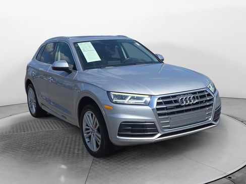 Used 2019 Audi Q5 2.0T Premium Plus w/ Premium Plus Package AWD/4WD image 7