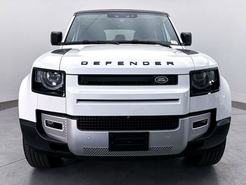 Used 2024 Land Rover Defender 110 S AWD/4WD image 12