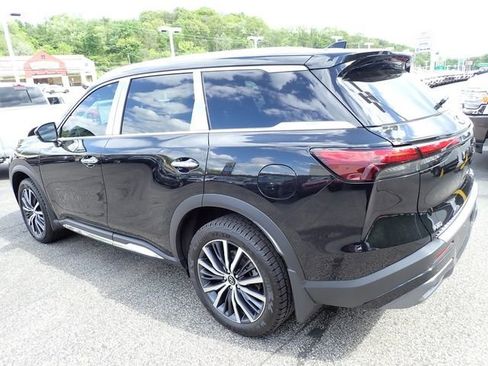 Used 2024 INFINITI QX60 Sensory AWD/4WD image 3