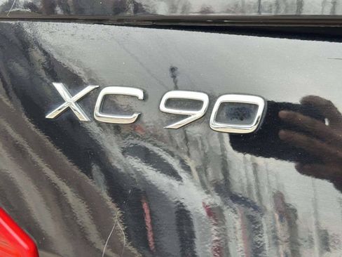 Used 2018 Volvo XC90 T6 Momentum w/ Convenience Package AWD/4WD image 14