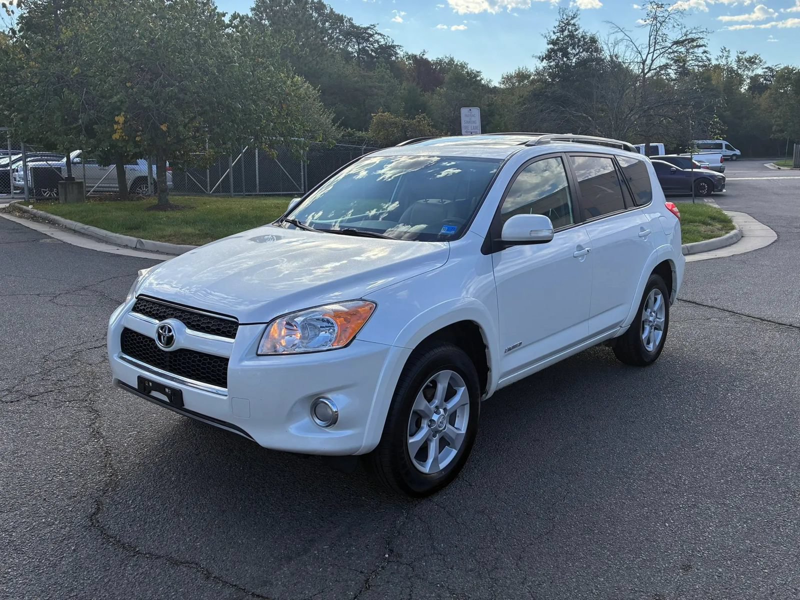 Used 2012 Toyota RAV4 Limited w/ Premium Plus Value Pkg AWD/4WD image 5