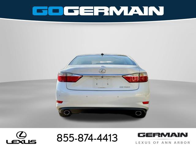 Used 2015 Lexus ES 350 w/ Ultra Luxury Package FWD image 7