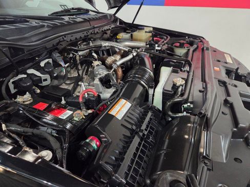 Used 2020 Ford F450 Lariat w/ Lariat Value Package image 97