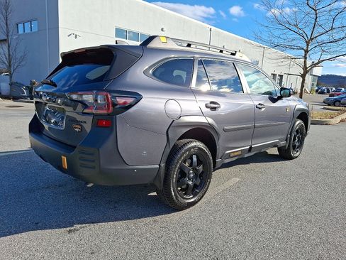 Used 2022 Subaru Outback Wilderness image 6