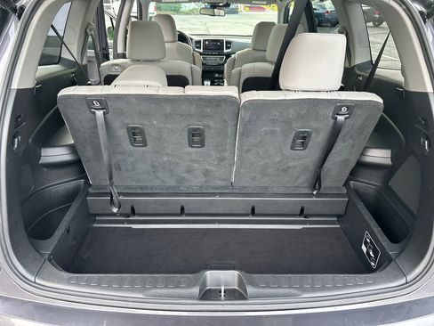 Used 2017 Honda Pilot Elite image 27