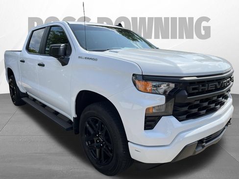 Certified 2025 Chevrolet Silverado 1500 Custom RWD image 3