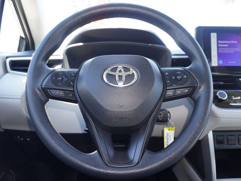 Used 2023 Toyota Corolla Cross L FWD image 20