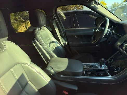 Used 2019 Land Rover Range Rover Sport Supercharged image 3