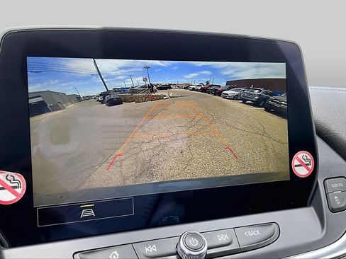 Used 2025 Chevrolet Blazer LT FWD image 25