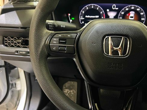 Used 2023 Honda Accord LX image 20